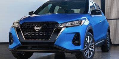 2021 NISSAN Kicks
