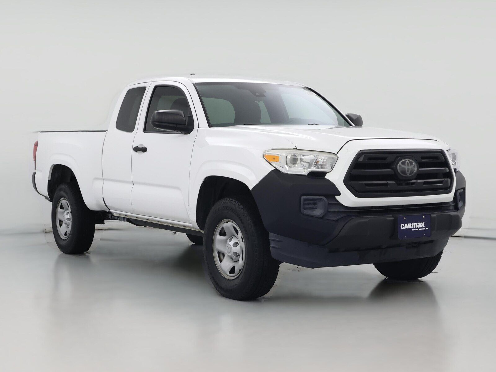 2018 TOYOTA Tacoma