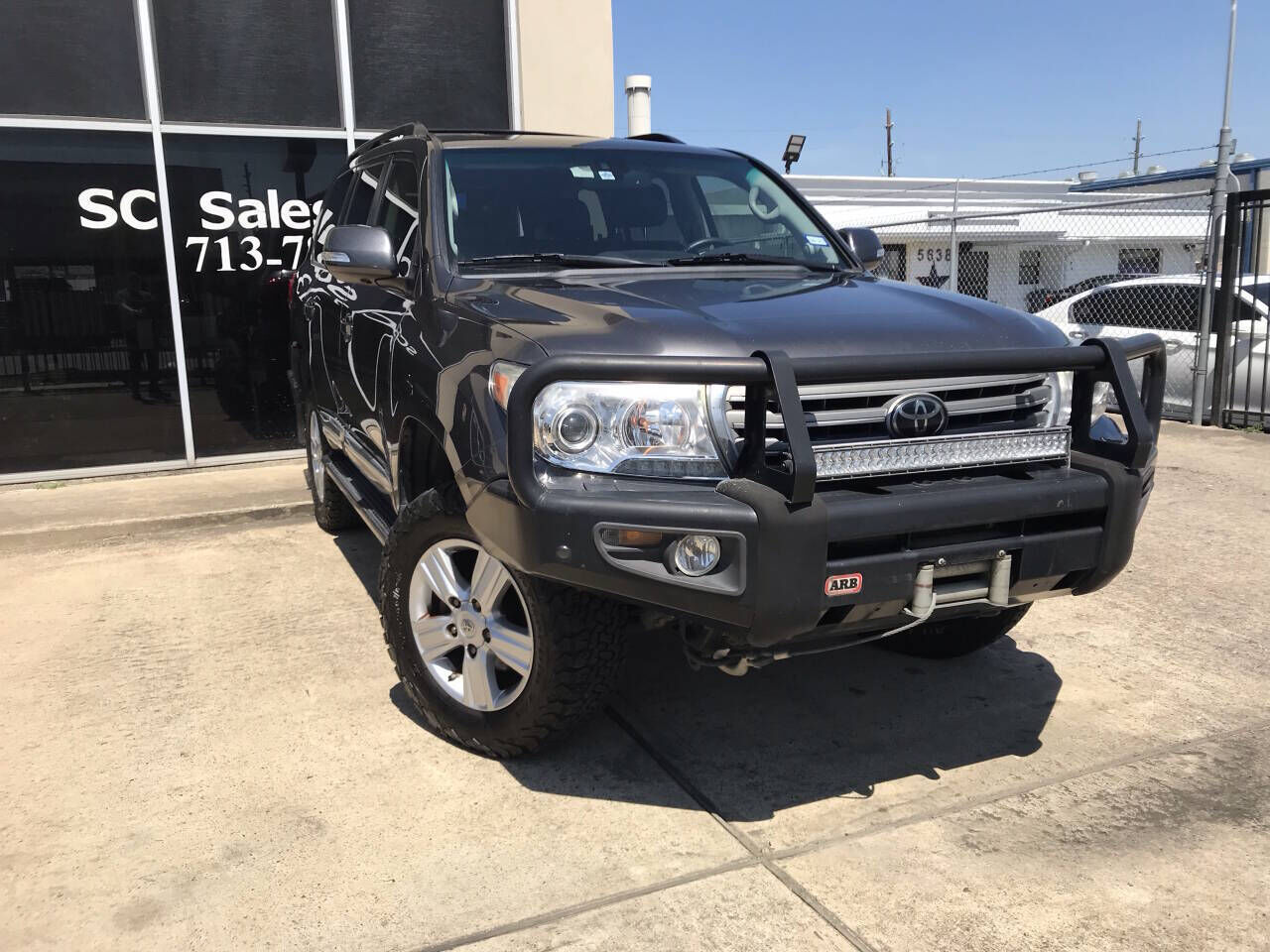 2013 TOYOTA Land Cruiser