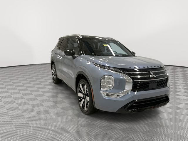 2025 MITSUBISHI Outlander