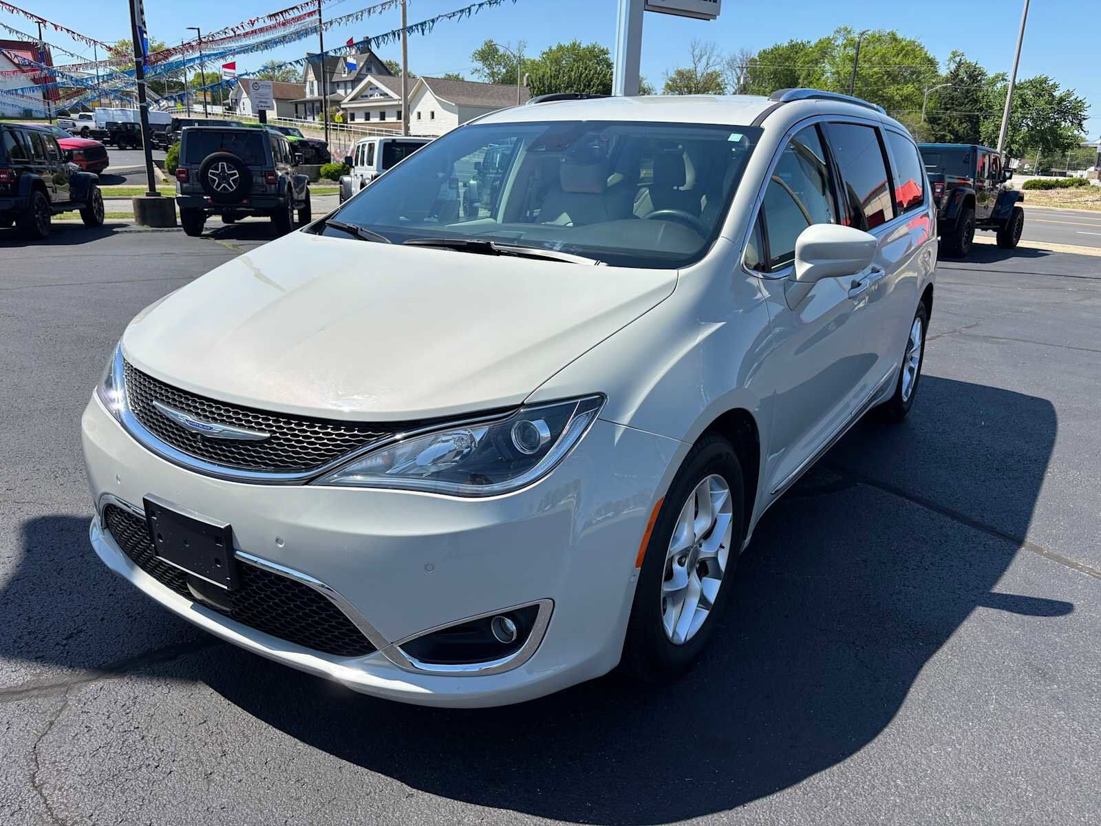 2020 CHRYSLER Pacifica