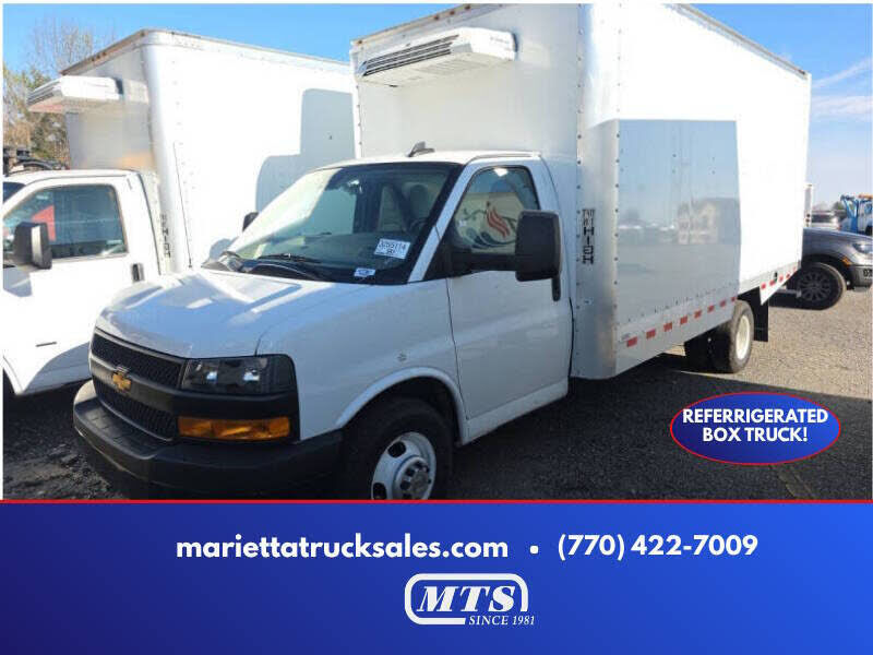 2024 CHEVROLET Express