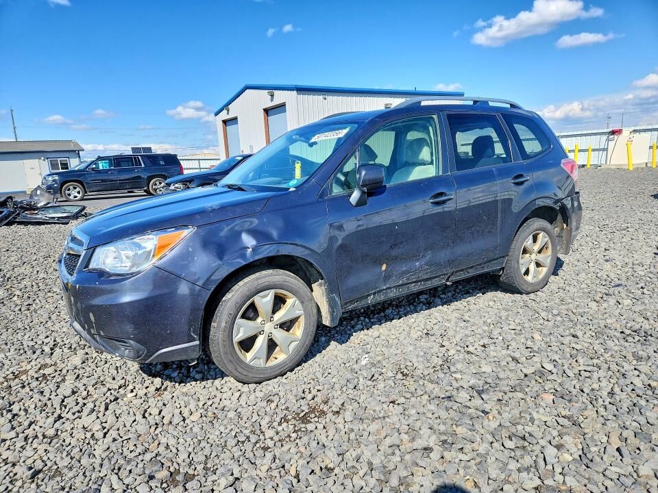 2014 SUBARU Forester