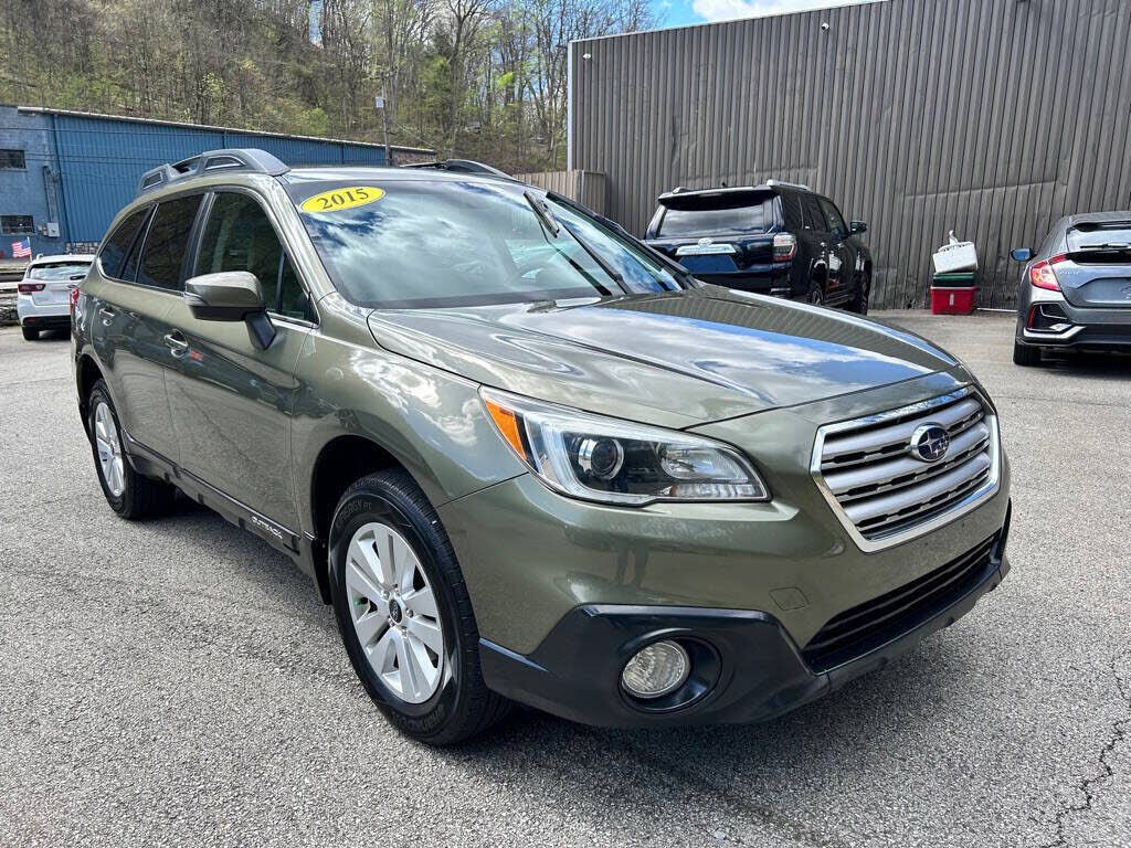 2015 SUBARU Outback