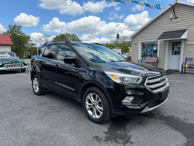 2017 FORD Escape