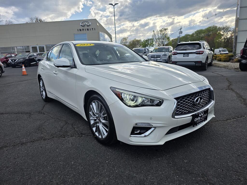 2023 INFINITI Q50