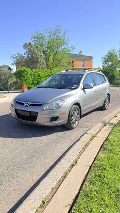 2012 HYUNDAI Elantra