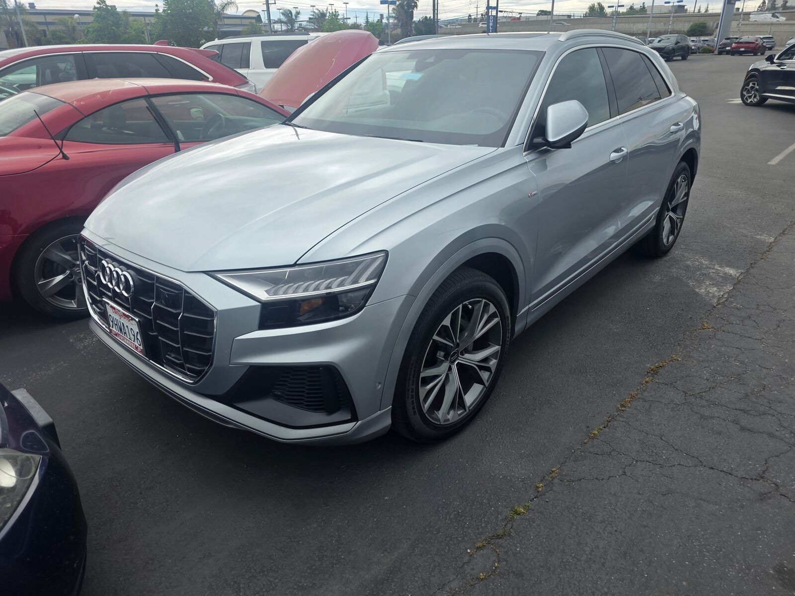 2023 AUDI Q8