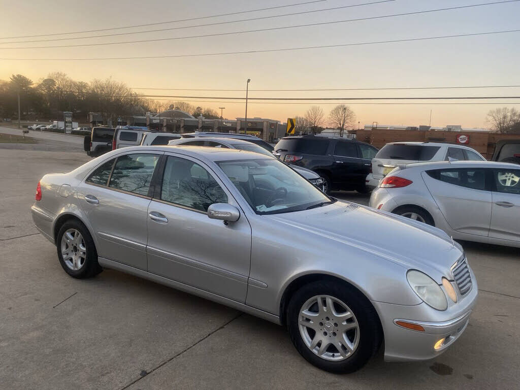 2005 MERCEDES-BENZ E-Class