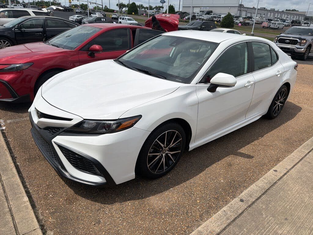 2022 TOYOTA Camry