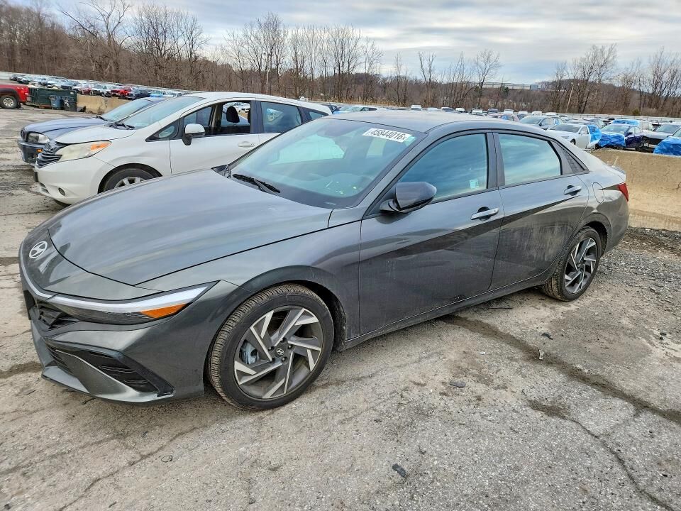 2025 HYUNDAI Elantra