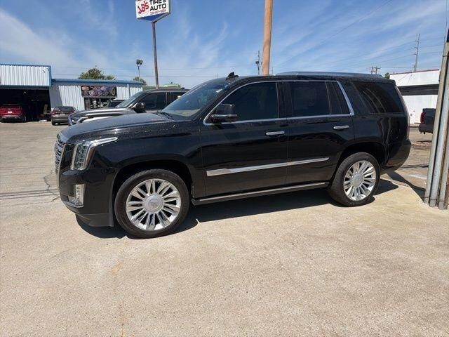 2019 CADILLAC Escalade