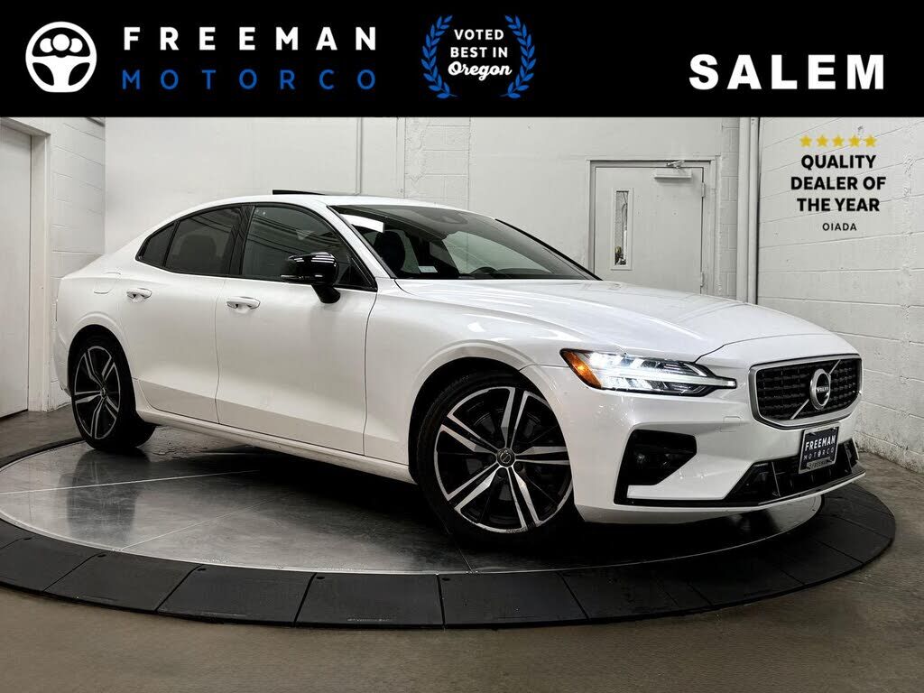 2019 VOLVO S60
