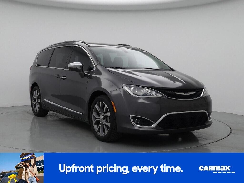 2017 CHRYSLER Pacifica