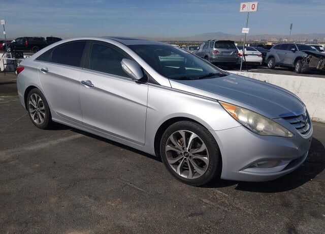 2013 HYUNDAI Sonata