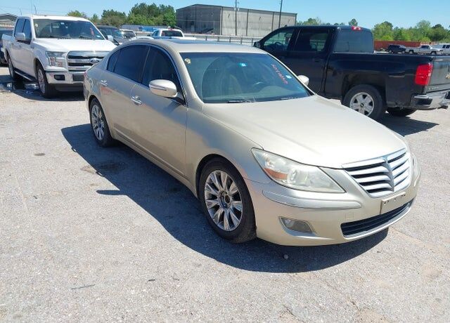 2010 HYUNDAI Genesis