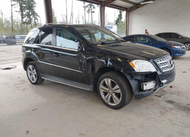 2011 MERCEDES-BENZ M-Class