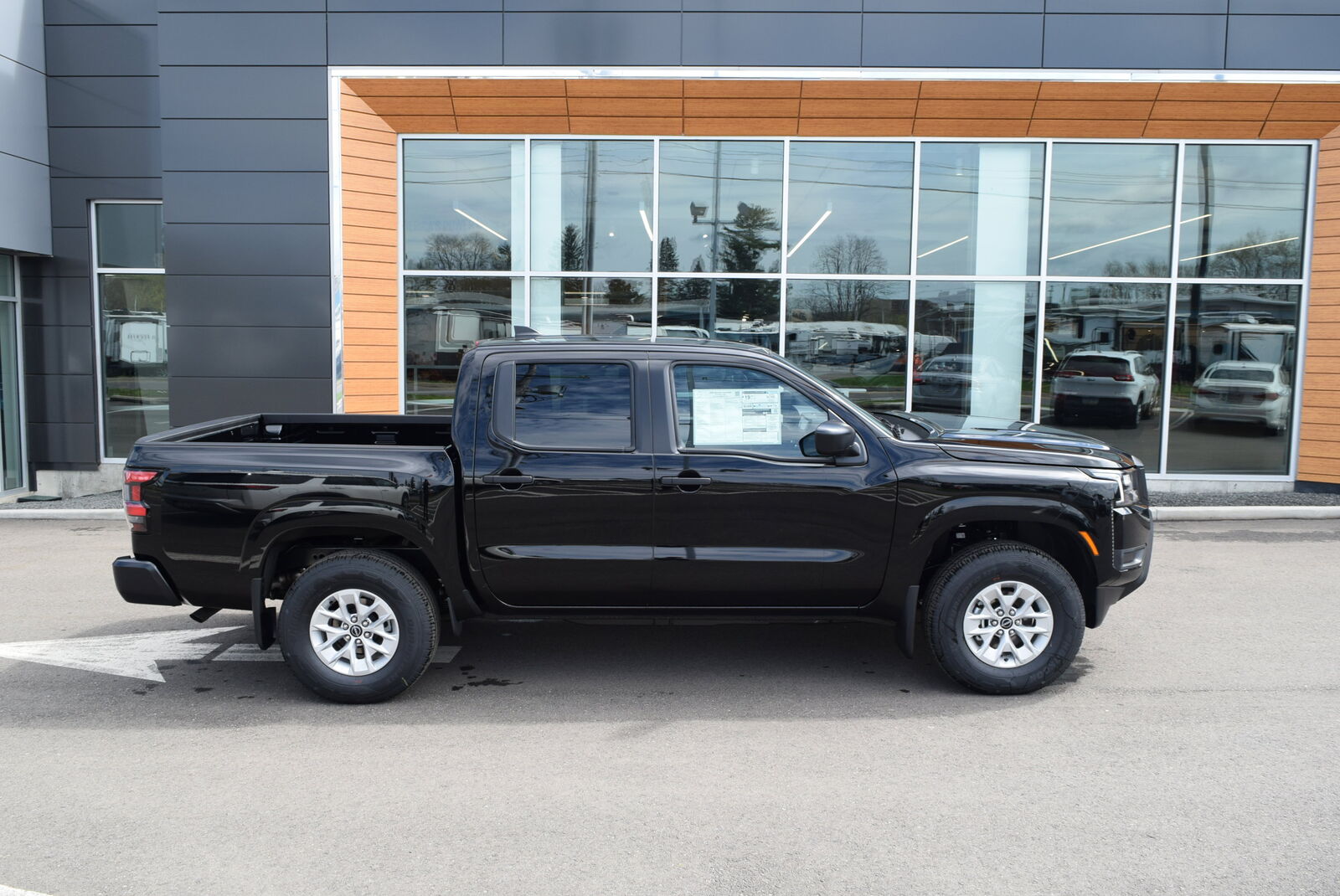 2026 NISSAN Frontier