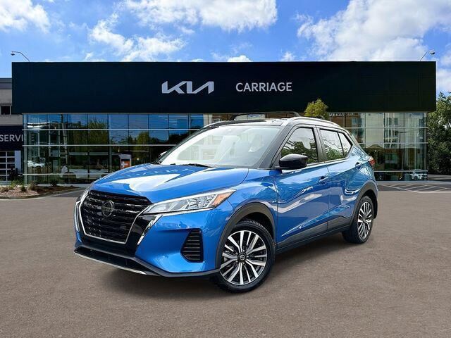 2021 NISSAN Kicks
