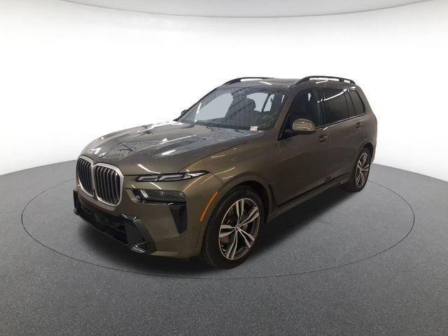 2025 BMW X7