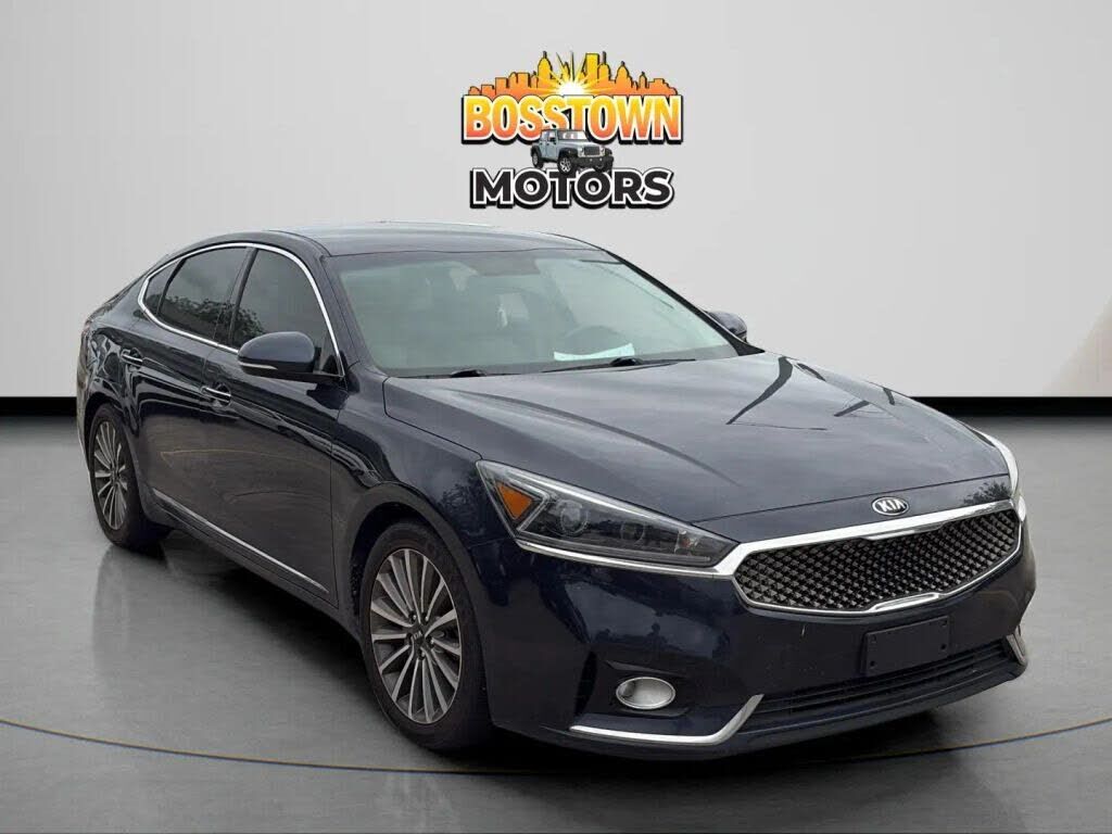 2017 KIA Cadenza