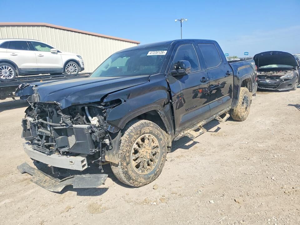 2024 TOYOTA Tundra