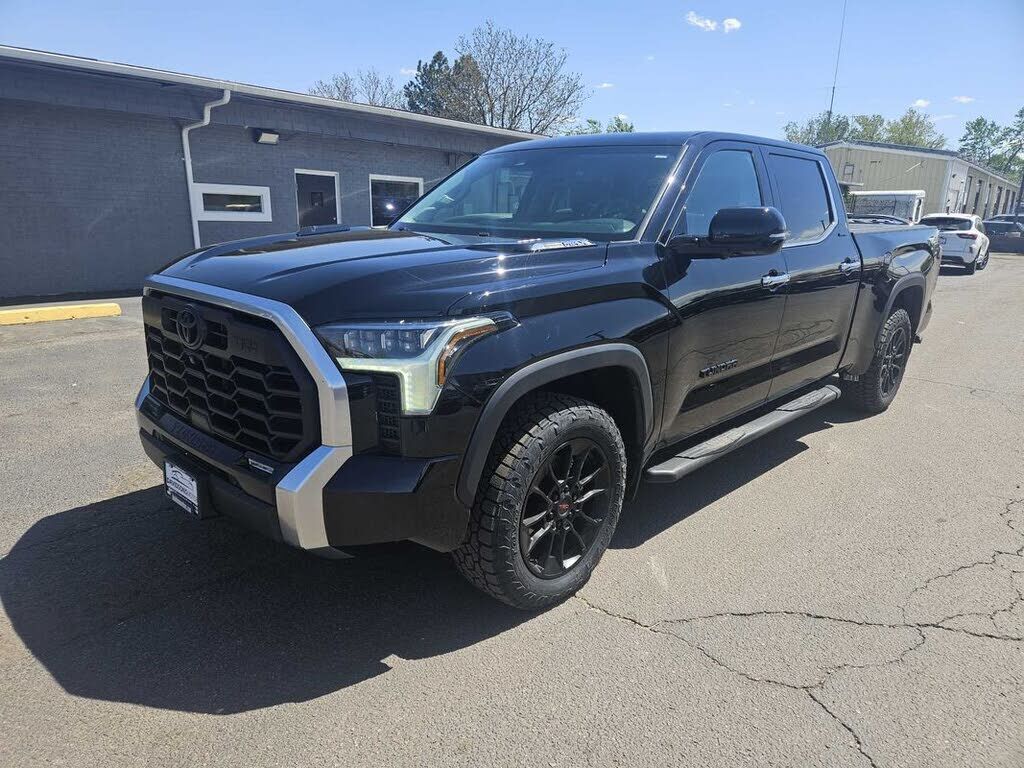 2023 TOYOTA Tundra
