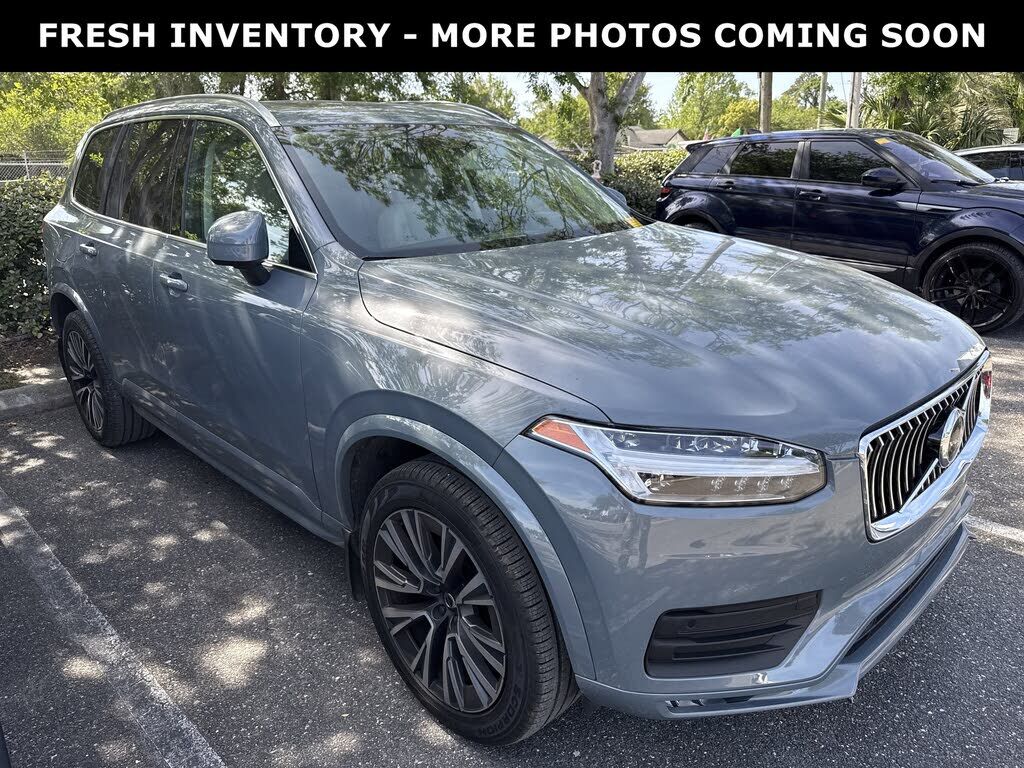 2022 VOLVO XC90