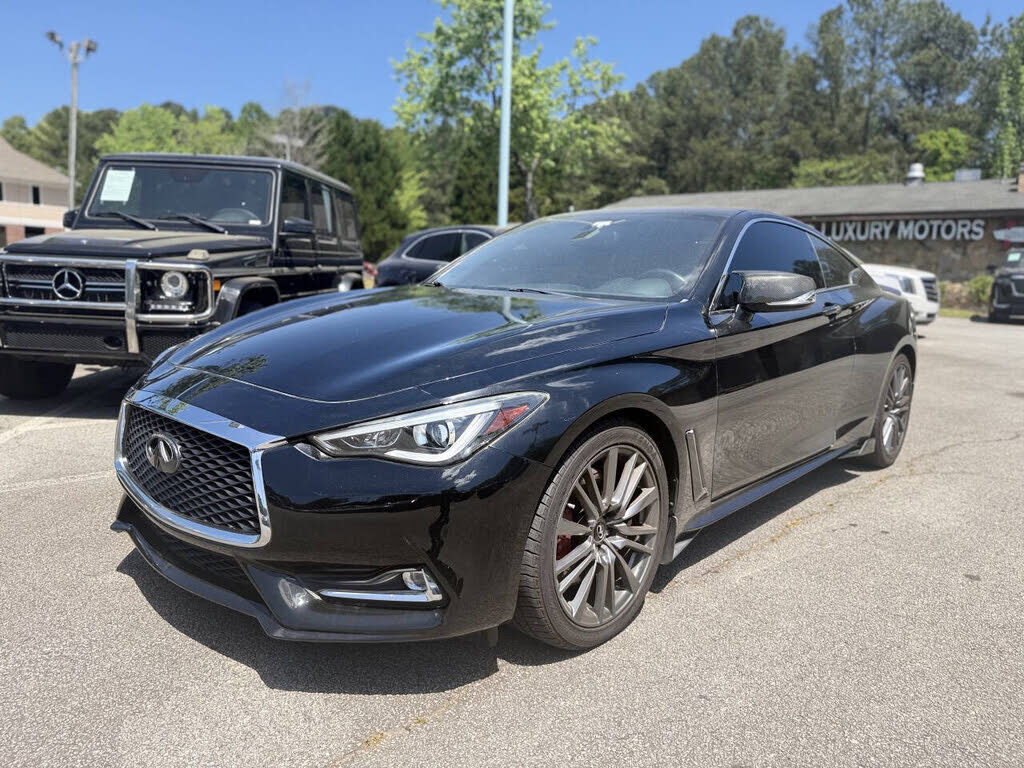 2017 INFINITI Q60