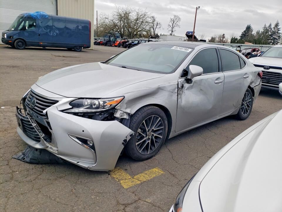 2017 LEXUS ES