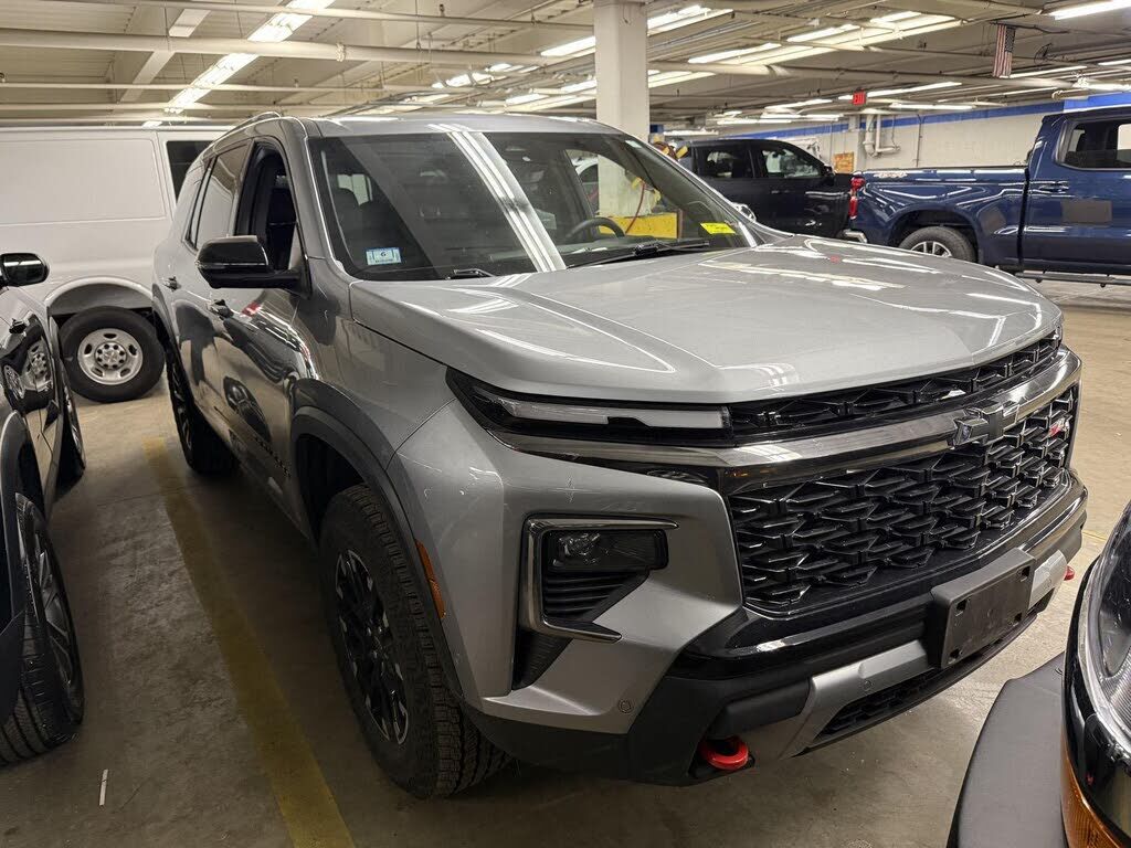 2024 CHEVROLET Traverse