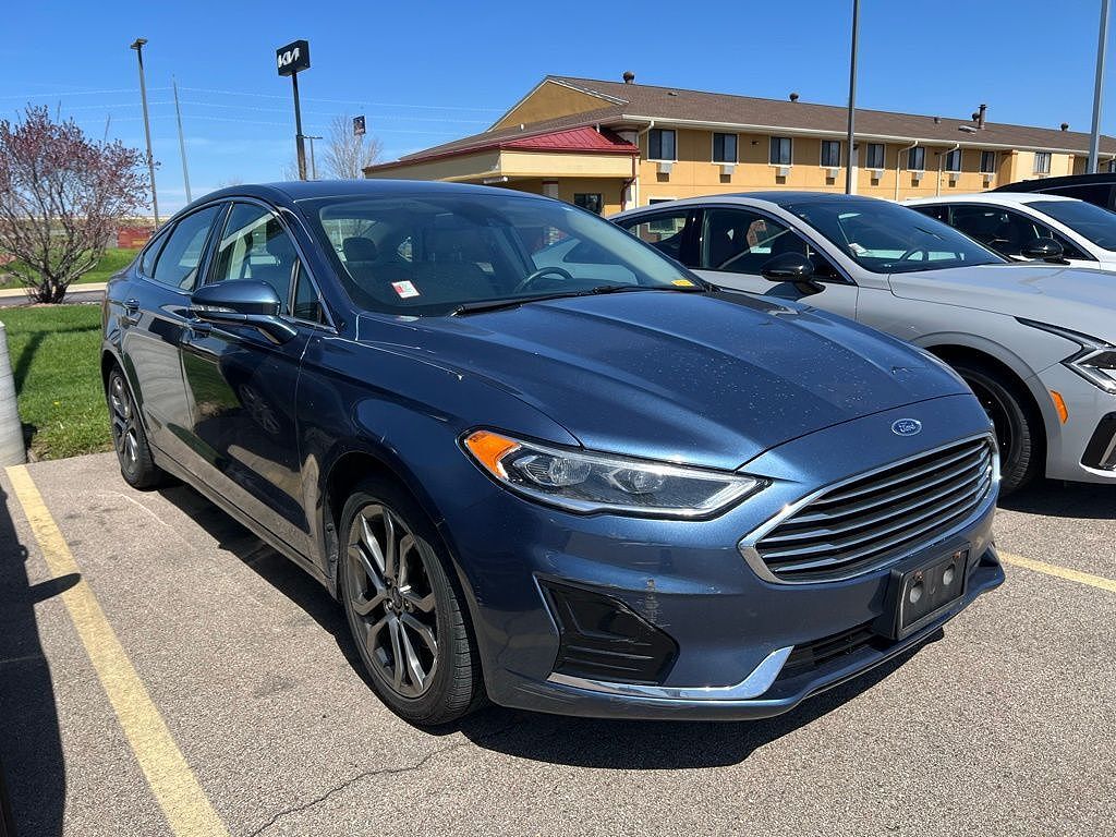 2019 FORD Fusion
