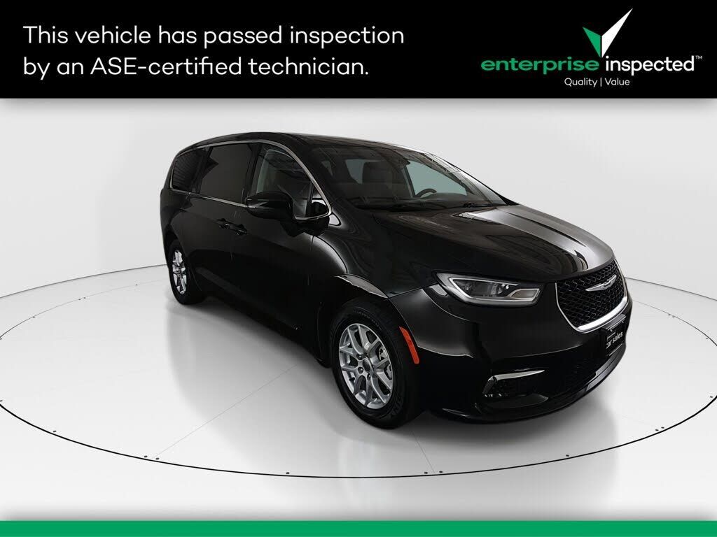 2023 CHRYSLER Pacifica