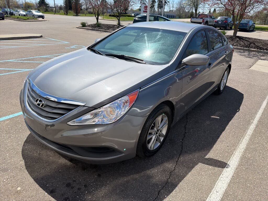 2011 HYUNDAI Sonata