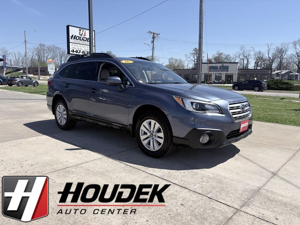 2016 SUBARU Outback