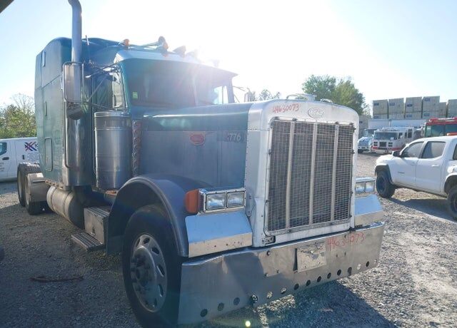 1997 PETERBILT 379