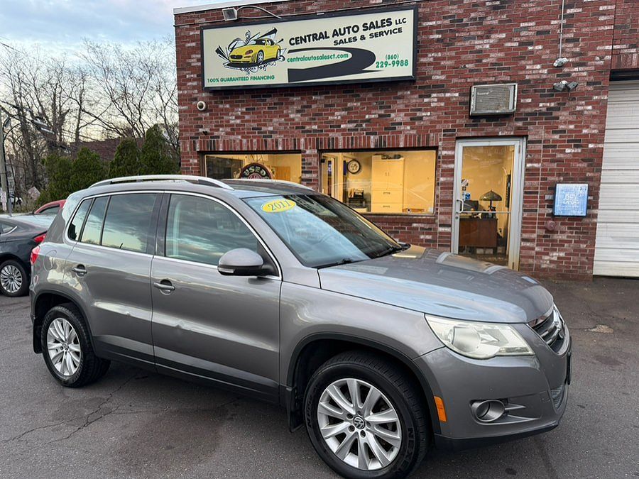 2009 VOLKSWAGEN Tiguan