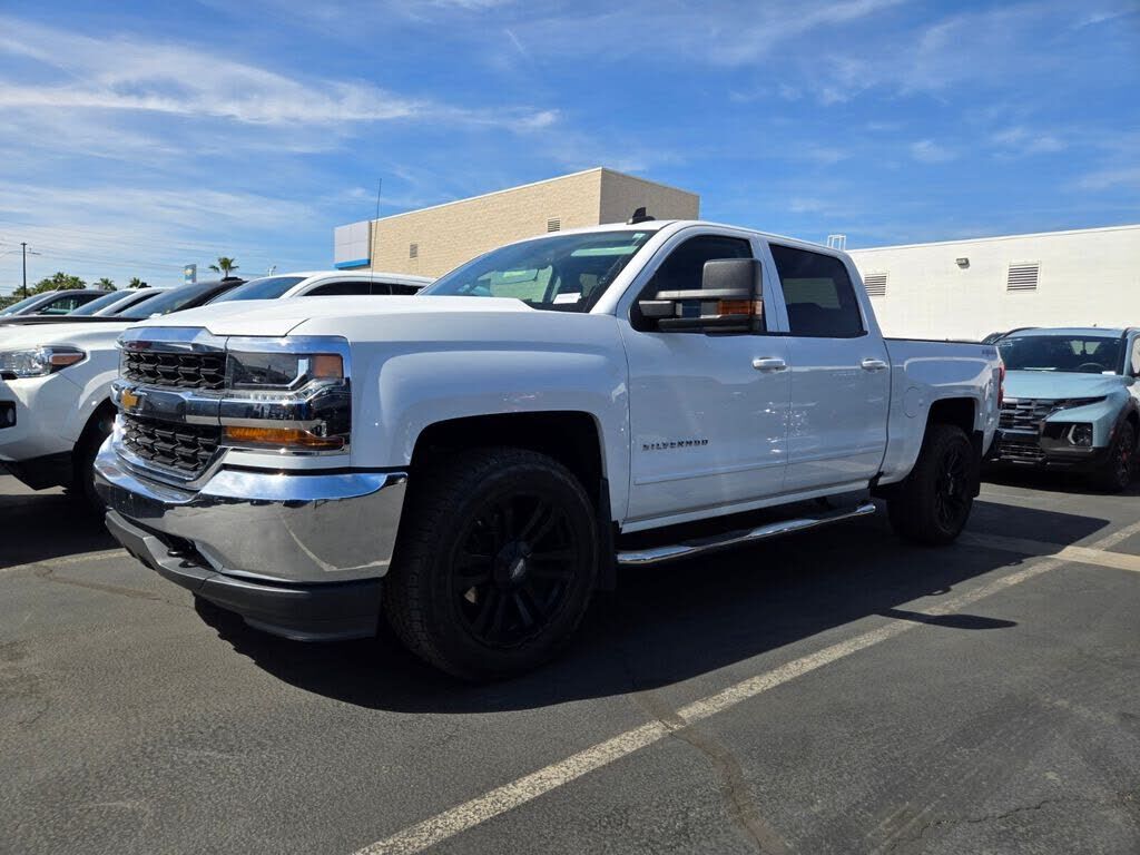 2017 CHEVROLET Silverado