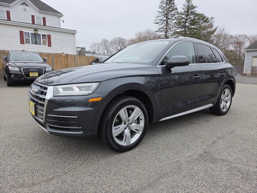 2018 AUDI Q5