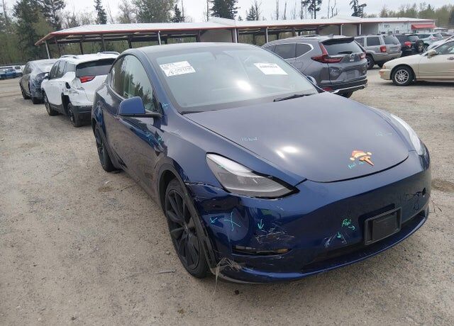 2022 TESLA Model Y