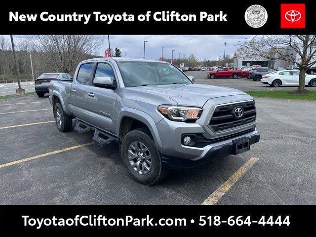 2017 TOYOTA Tacoma