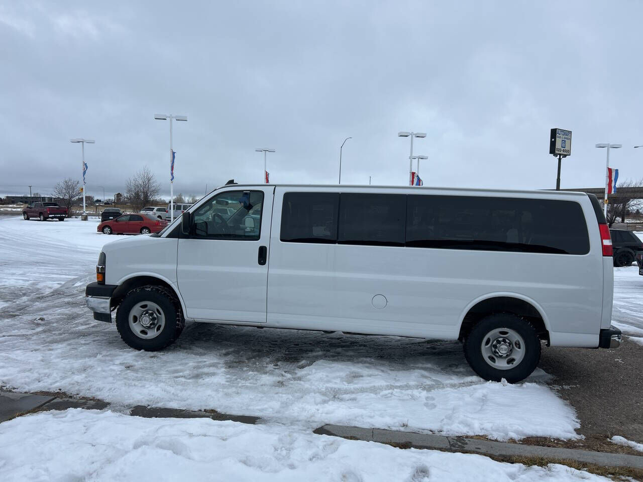 2017 CHEVROLET Express