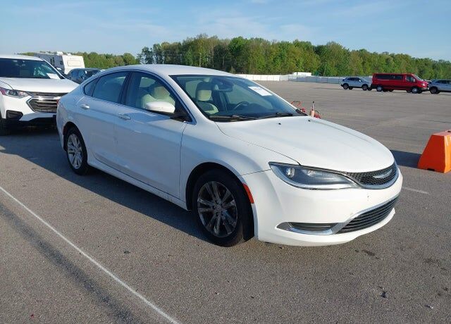 2015 CHRYSLER 200