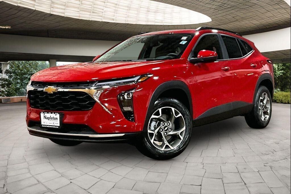 2026 CHEVROLET Trax