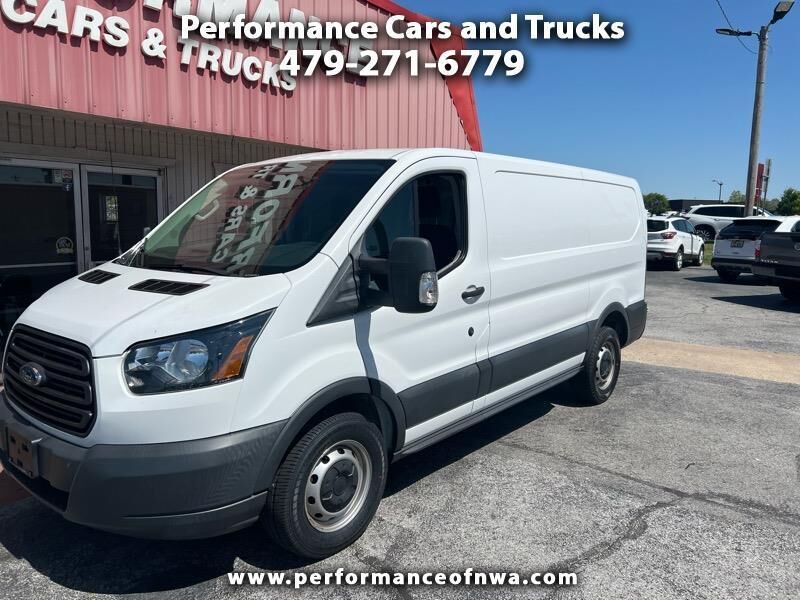 2018 FORD Transit