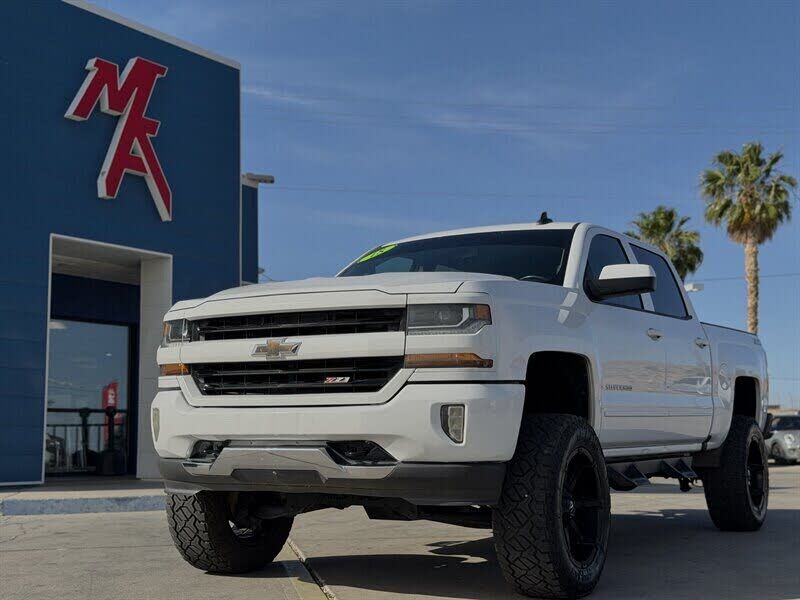 2018 CHEVROLET Silverado