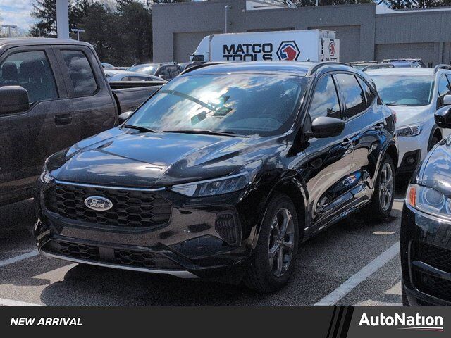 2023 FORD Escape