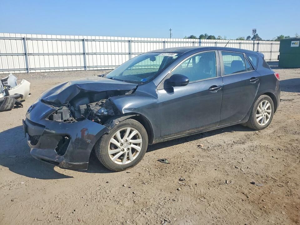 2012 MAZDA Mazda3