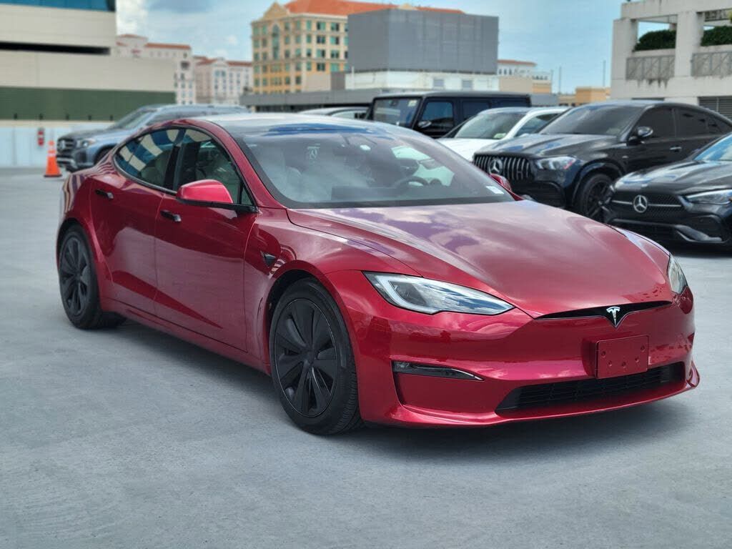 2024 TESLA Model S