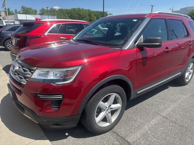 2018 FORD Explorer